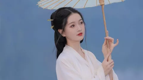 间谍闹剧反转复盘